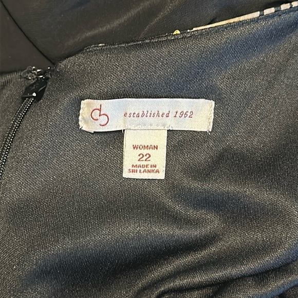 Dressbarn Two Piece Formal Dress Set with Jacket Size 22 Woman’s in GUC - Picture 16 of 17